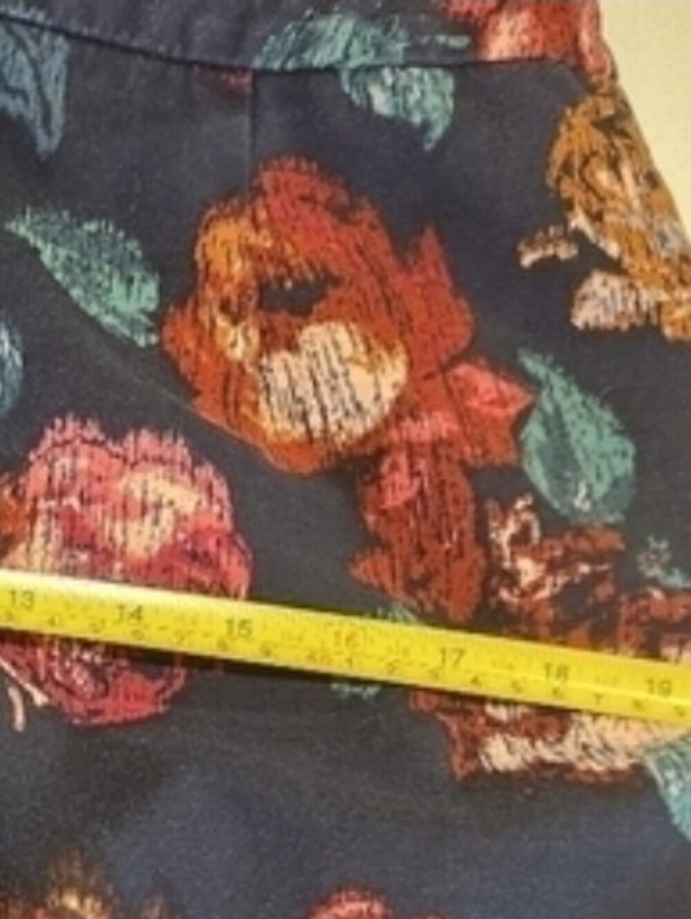 Merona Navy Blue Floral Pencil Skirt Size 12 Knee Length Back Slit - Picture 11 of 12